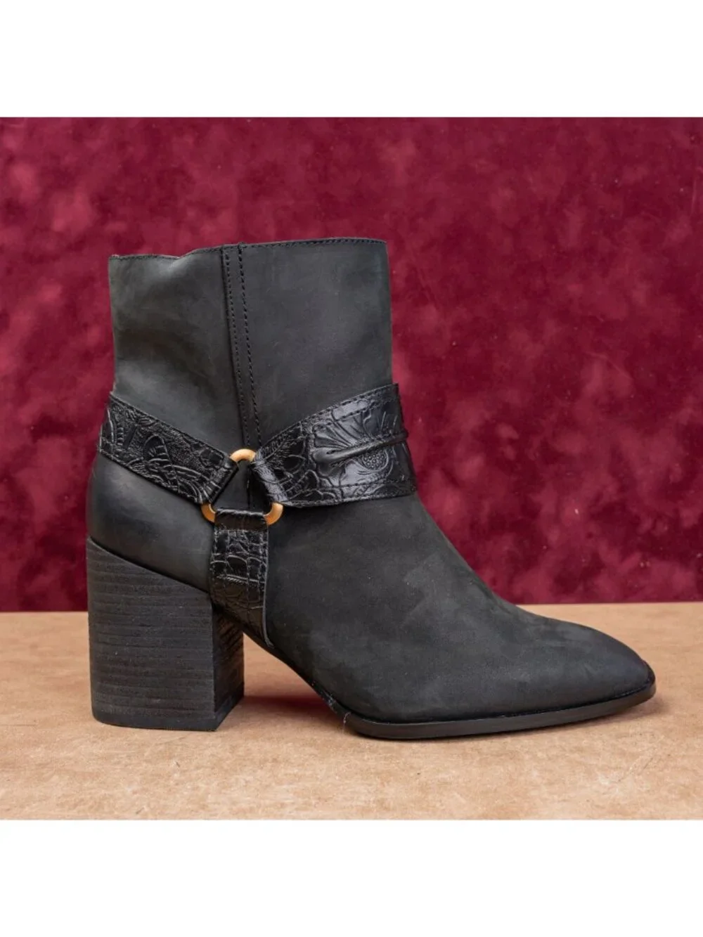 Vionic Women Carl Ash Black Leather Water Repellent Western Harness Boots sz 9